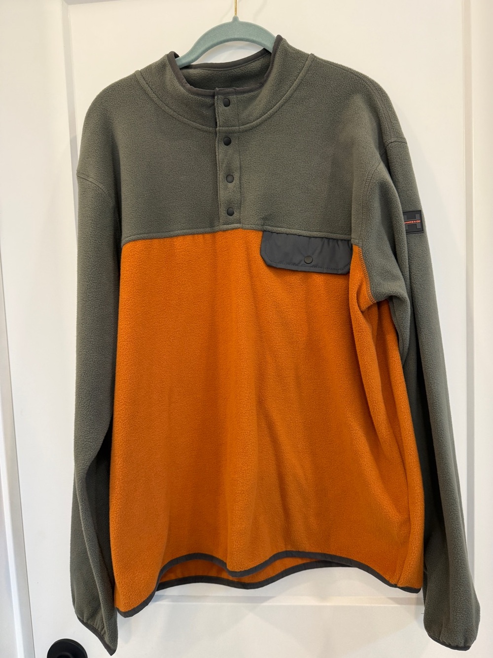 EUC Hawke & Co Olive Green and Orange Two-Tone Crewneck Fleece